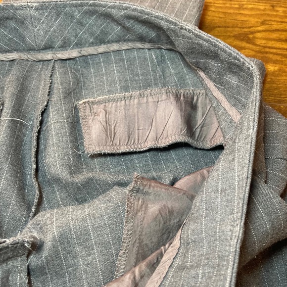 United Colors of Benetton Women Gray Pinstripe Straight Leg Dress Pants 30" Read - Picture 5 of 7